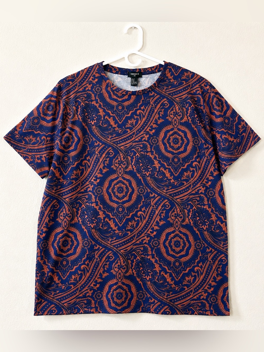 Forever 21 Men XL Blue & Orange Paisley Medallion Print Tee